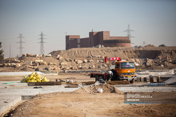 بازدید شهردار اصفهان از پروژه «باغ فدک» و «باغ تندرستی»