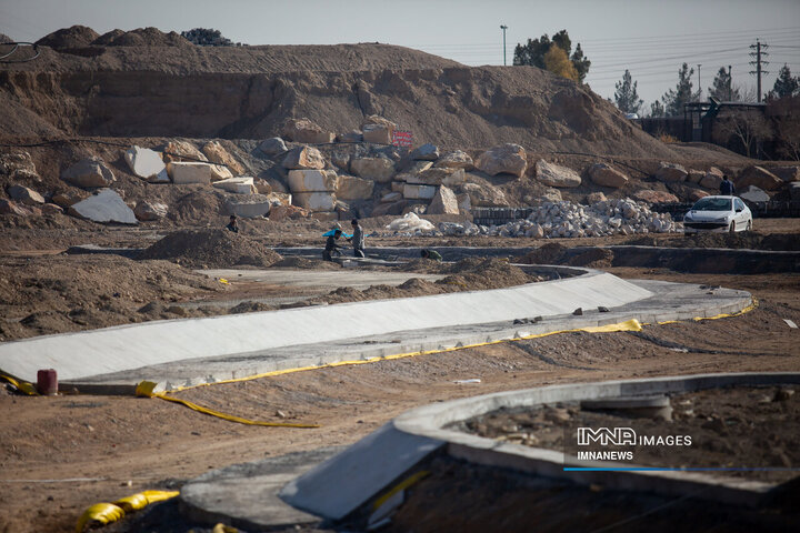 بازدید شهردار اصفهان از پروژه «باغ فدک» و «باغ تندرستی»