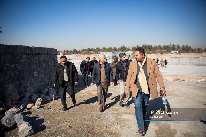 بازدید شهردار اصفهان از پروژه «باغ فدک» و «باغ تندرستی»