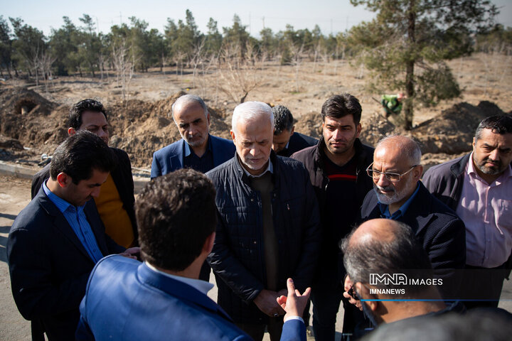 بازدید شهردار اصفهان از پروژه «باغ فدک» و «باغ تندرستی»