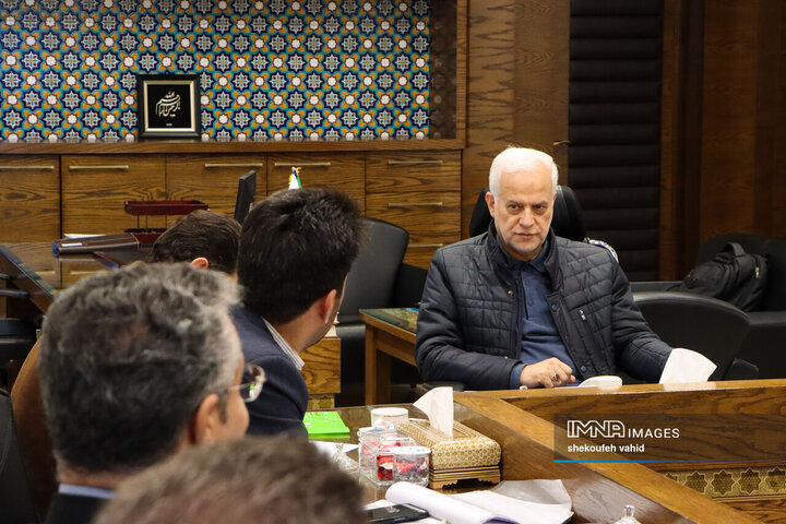 جلسه بررسی پیشرفت و رفع مشکلات اجرایی پروژه های شاخص