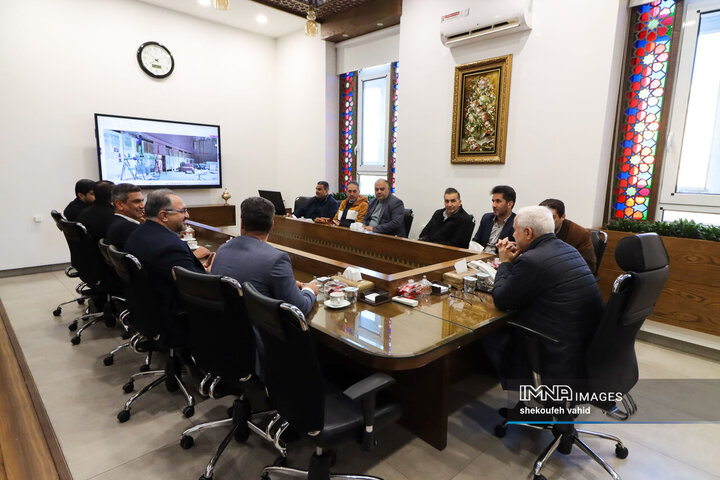 جلسه بررسی پیشرفت و رفع مشکلات اجرایی پروژه های شاخص
