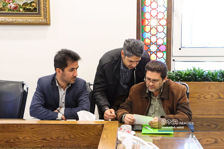 جلسه بررسی پیشرفت و رفع مشکلات اجرایی پروژه های شاخص