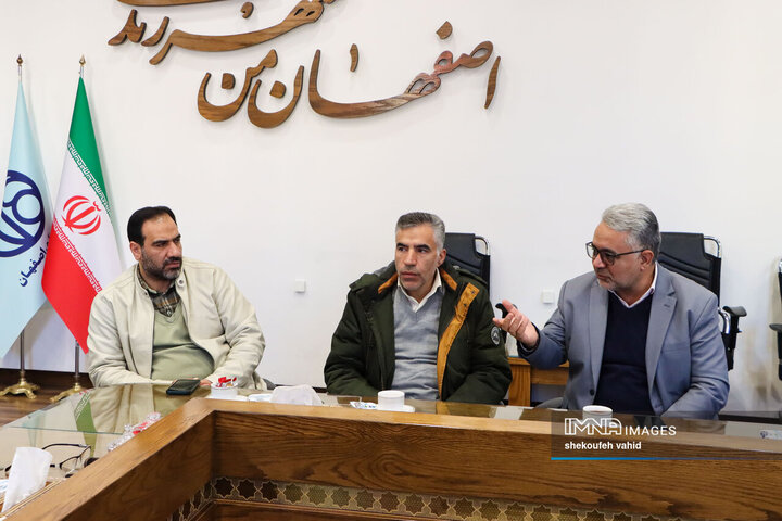 جلسه بررسی پیشرفت و رفع مشکلات اجرایی پروژه های شاخص