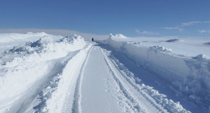 گردنه چری مسدود شد