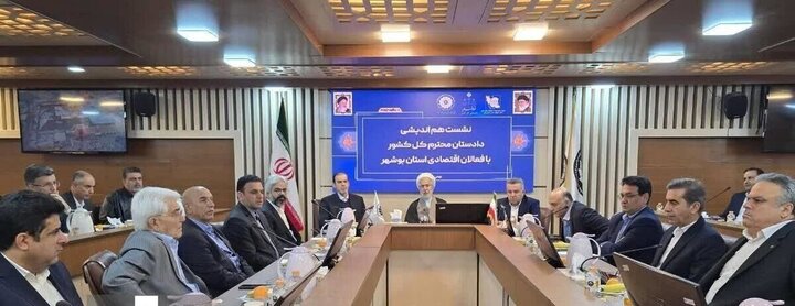 فعالیت‌های اقتصادی باید شفاف باشد