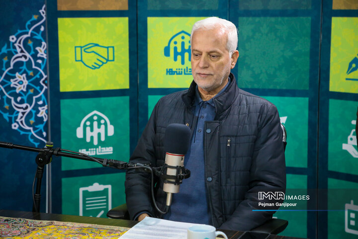 حضور شهردار اصفهان در برنامه رادیویی «بی‌واسطه با مردم»