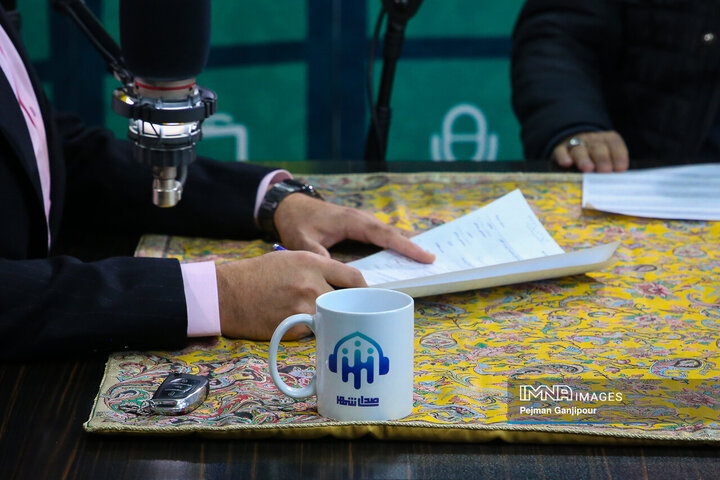 حضور شهردار اصفهان در برنامه رادیویی «بی‌واسطه با مردم»