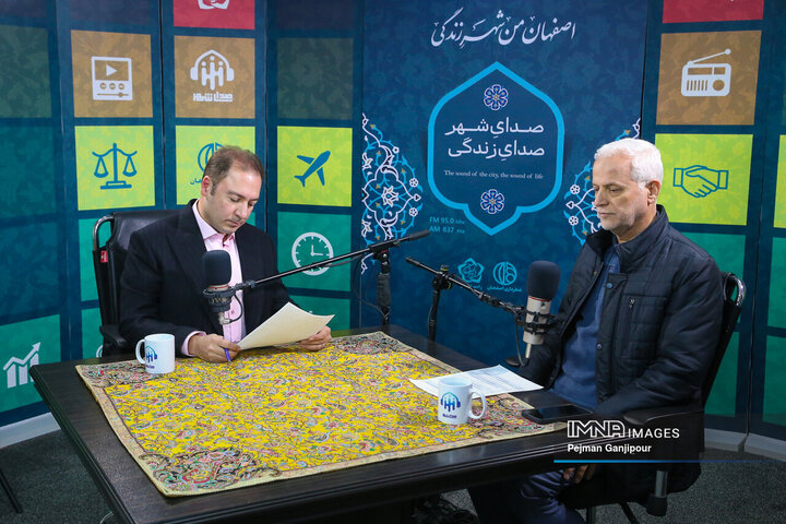 حضور شهردار اصفهان در برنامه رادیویی «بی‌واسطه با مردم»