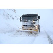 بیش از ۵ هزار کیلومتر محورهای کوهستانی مازندران درگیر برف شدند