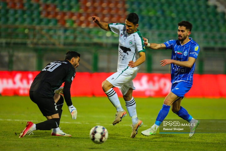 دیدار ذوب آهن استقلال