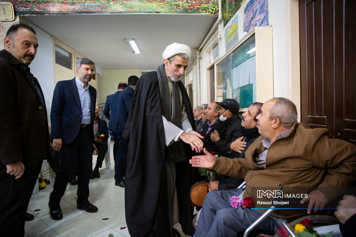 آیین تجلیل از جانبازان و ایثارگران اصفهان