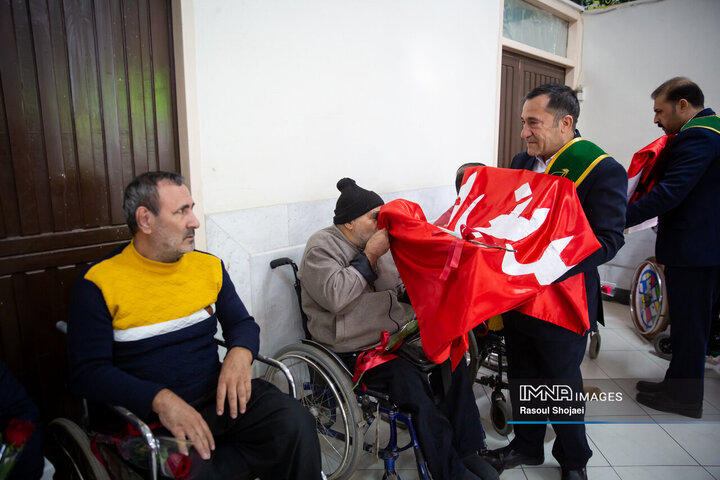 آیین تجلیل از جانبازان و ایثارگران اصفهان