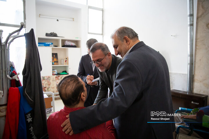 آیین تجلیل از جانبازان و ایثارگران اصفهان