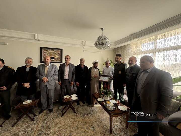 تکریم جانبازان ۷۰ درصد دفاع مقدس در سپاهان‌شهر همزمان با ولادت حضرت ابوالفضل (ع)