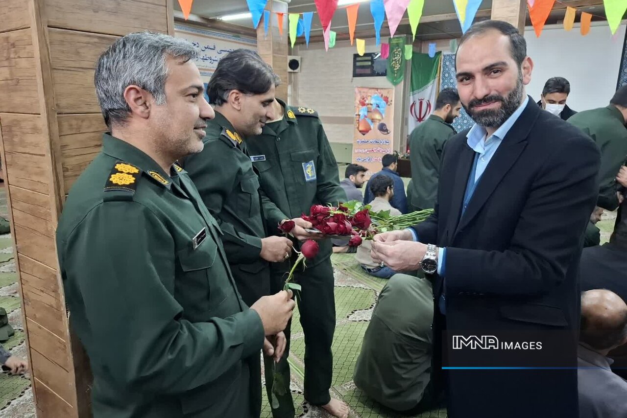 بسیج در تمام صحنهها یاور مظلومان بوده است