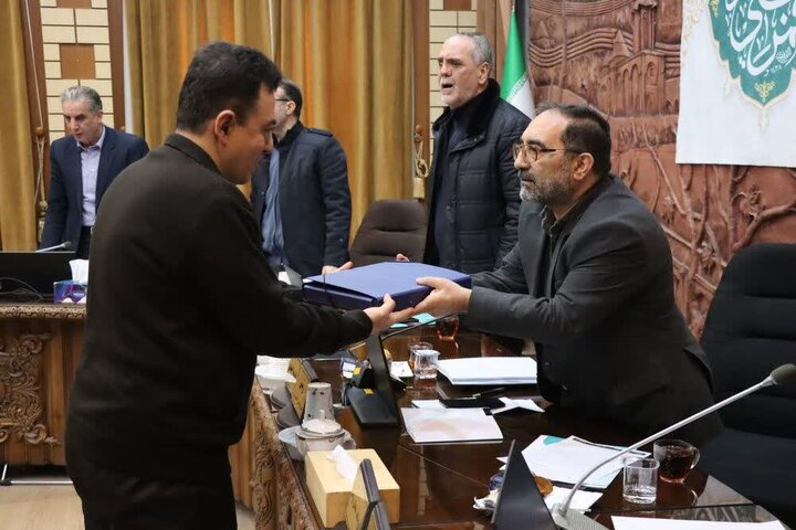 تقدیم لایحه برنامه و بودجه شهرداری تبریز برای سال ۱۴۰۵