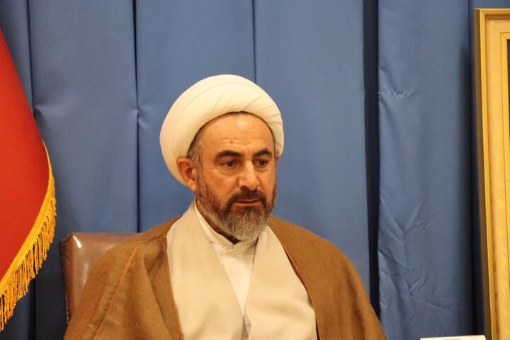 وحدت کلمه رمز عبور از بحران‌ها است