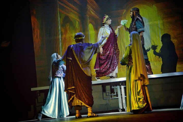 نمایش «هیولاکش» به چهل‌وچهارمین جشنواره تئاتر فجر رسید