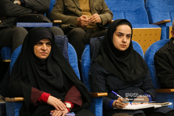 کمیته تخصصی روابط عمومی در حوزه بهداشت و سلامت استان اصفهان