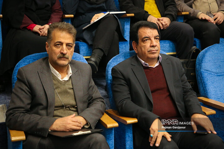 کمیته تخصصی روابط عمومی در حوزه بهداشت و سلامت استان اصفهان