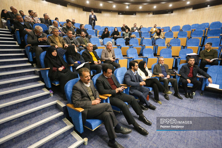 کمیته تخصصی روابط عمومی در حوزه بهداشت و سلامت استان اصفهان