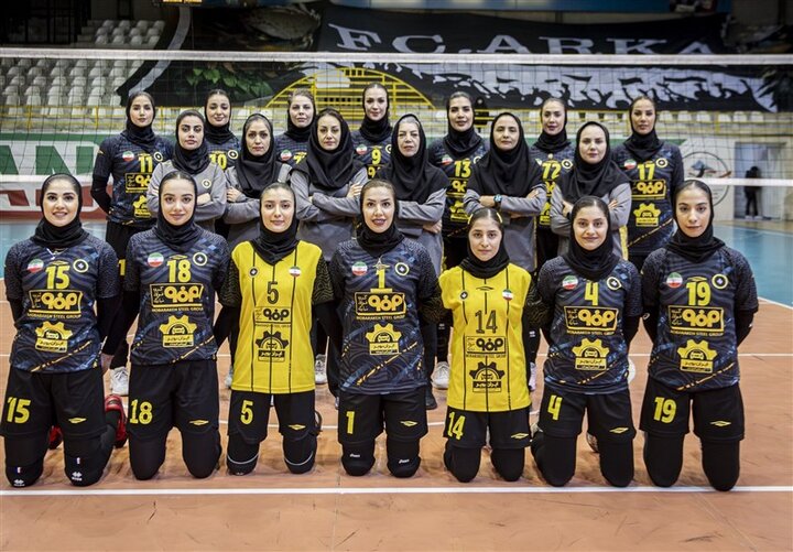 تیم والیبال فولاد مبارکه سپاهان ایران در لیگ قهرمانان زنان کاوا