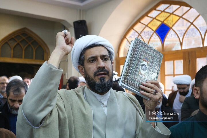 خروش حوزویان اصفهان در محکومیت اهانت به قرآن، مقدسات اسلامی و مقام معظم رهبری