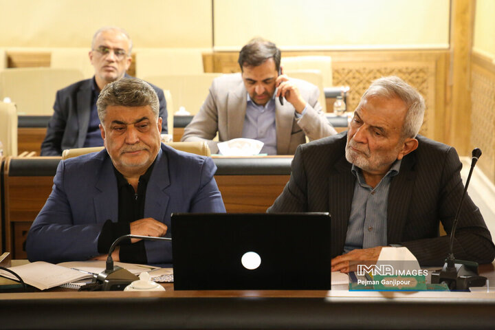 نشست شهراندیشی بررسی لایحه بودجه 1405 شهرداری اصفهان