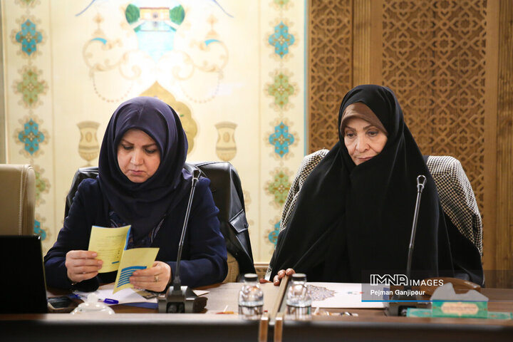 نشست شهراندیشی بررسی لایحه بودجه 1405 شهرداری اصفهان