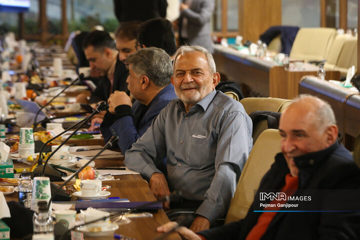 نشست شهراندیشی بررسی لایحه بودجه 1405 شهرداری اصفهان