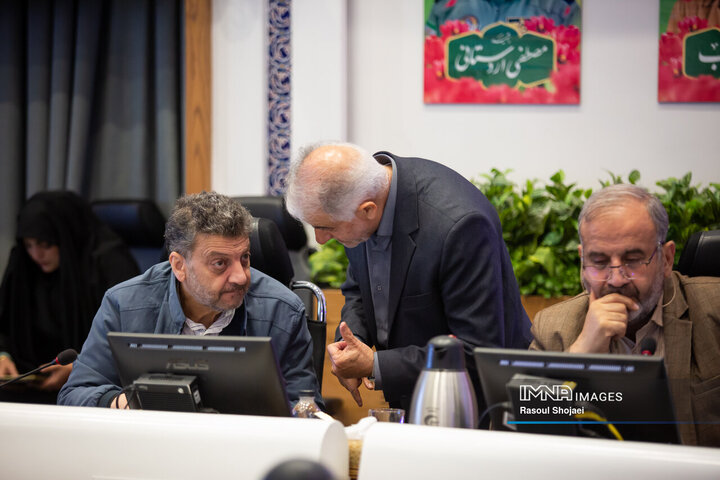 جلسه علنی شورای شهر اصفهان