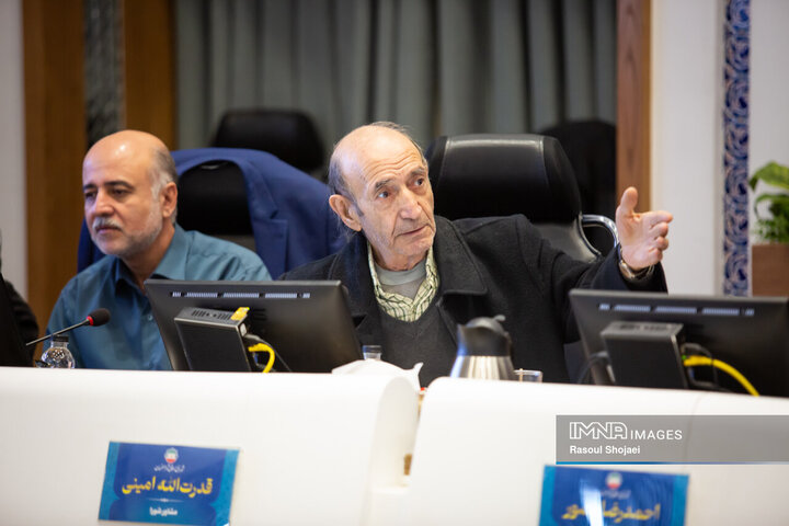 جلسه علنی شورای شهر اصفهان