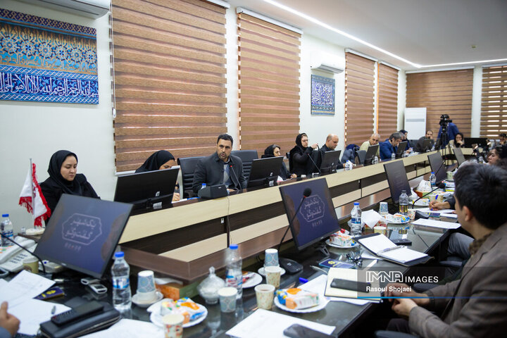 نشست مشورتی شهر اندیشان