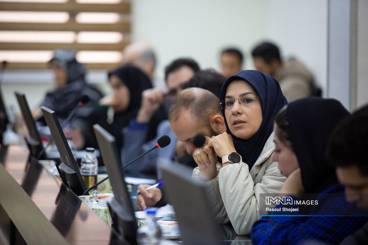 نشست مشورتی شهر اندیشان