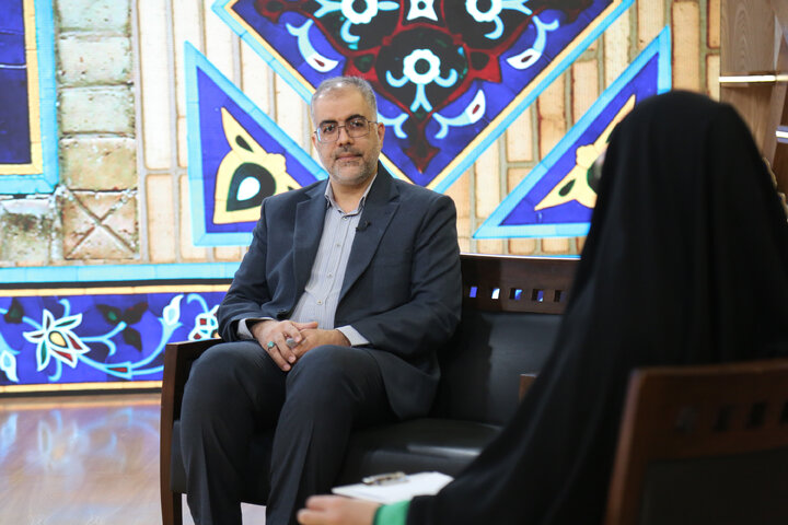 اجرای طرح‌های بی‌نظیر کشوری در حوزه محیط‌زیست و هوشمندسازی آرامستان‌های اصفهان