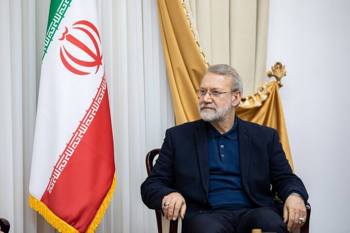 رایزنی لاریجانی با نخستوزیر قطر درباره آخرین تحولات منطقه