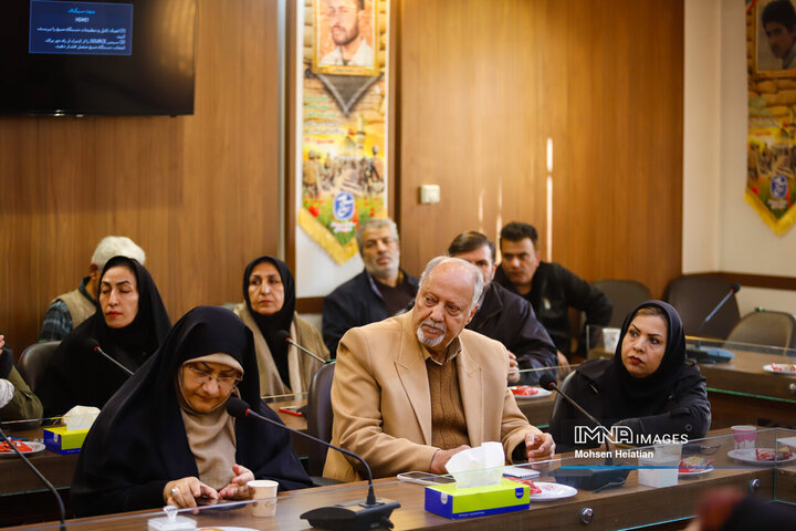 نشست هم‌‌اندیشی اصحاب رسانه اصفهان با مدیرکل ارتباطات و امور بین‌الملل شهرداری