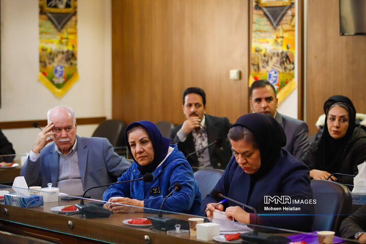 نشست هم‌‌اندیشی اصحاب رسانه اصفهان با مدیرکل ارتباطات و امور بین‌الملل شهرداری