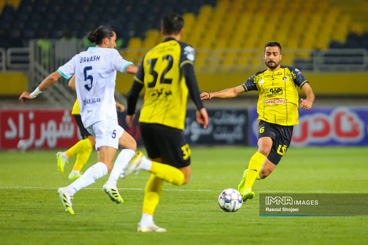 دیدار سپاهان گلگهر سیرجان