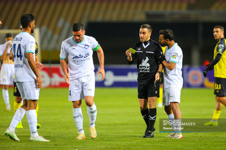 دیدار سپاهان گلگهر سیرجان