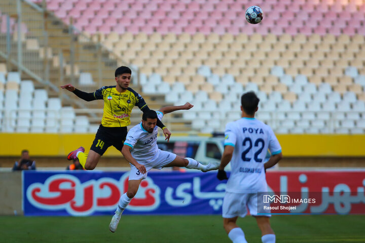 دیدار سپاهان گلگهر سیرجان