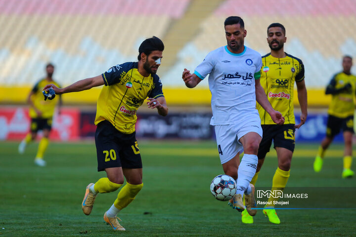 دیدار سپاهان گلگهر سیرجان