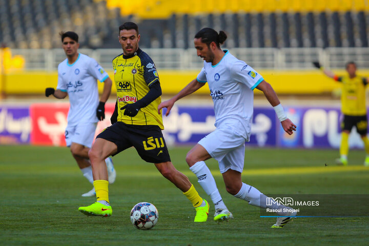 دیدار سپاهان گلگهر سیرجان