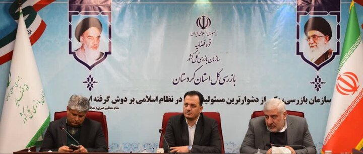 مقابله با فساد زیربنای توسعه است