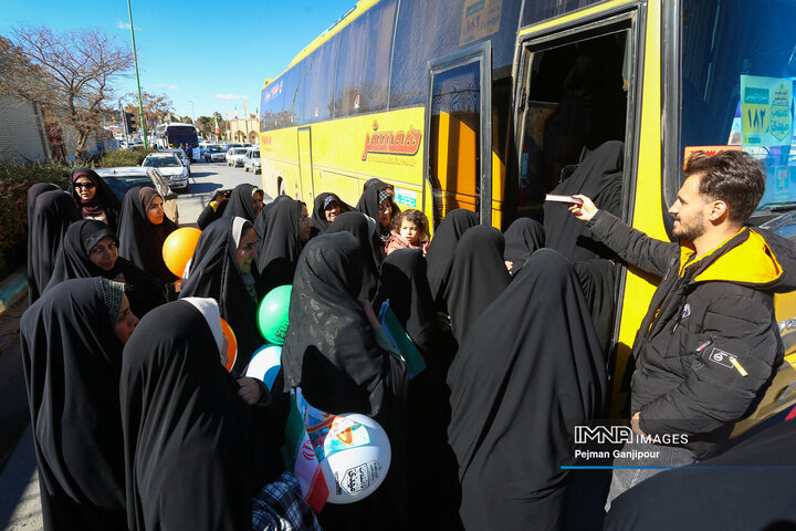 حرکت کاروان عظیم «منتظران ظهور» به جمکران