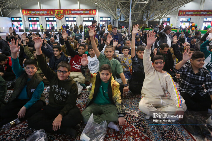 حرکت کاروان عظیم «منتظران ظهور» به جمکران