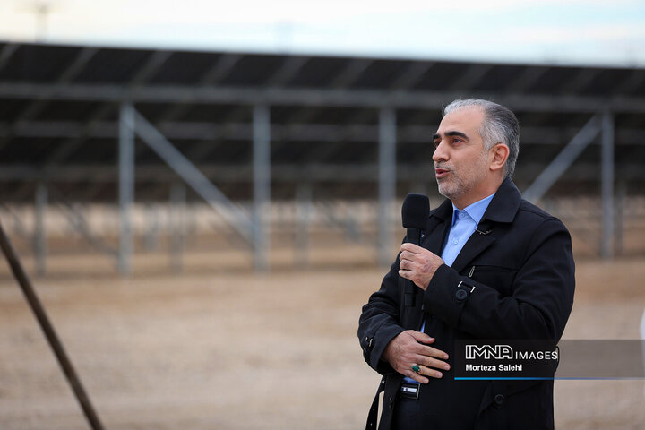 آیین بهره‌برداری از نیروگاه 8/5 مگاواتی در شهرک صنعتی مورچه خورت