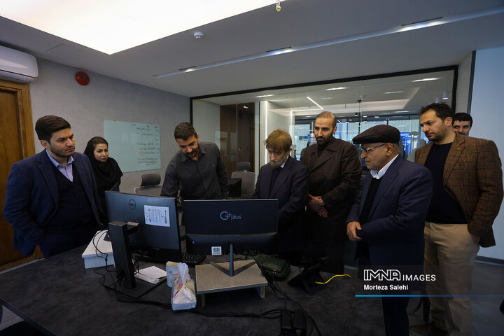 آیین بهره‌برداری از نیروگاه 8/5 مگاواتی در شهرک صنعتی مورچه خورت