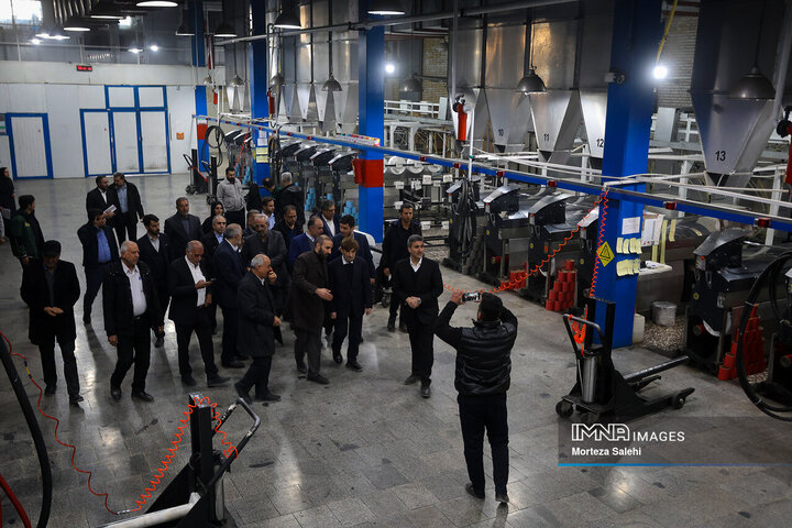 آیین بهره‌برداری از نیروگاه 8/5 مگاواتی در شهرک صنعتی مورچه خورت